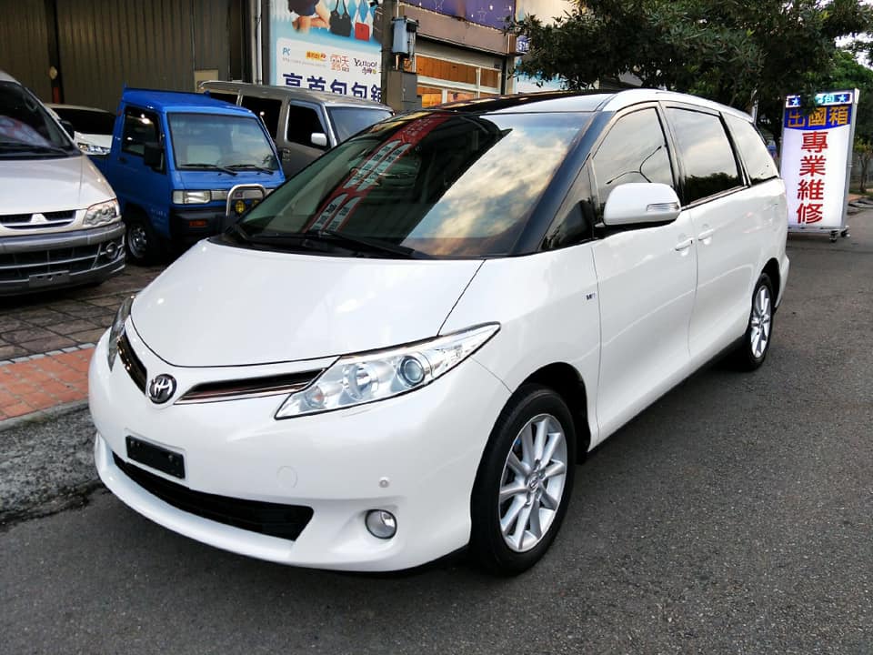 2014年 豐田 PREVIA 2400CC